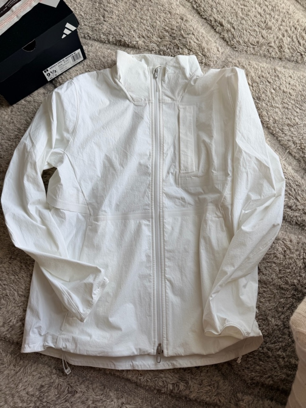 Lululemon windbreaker